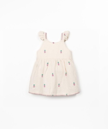 Vestido com estampa de abacaxi