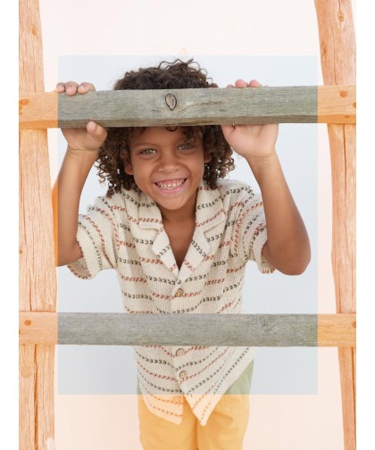 Camisa em mistura de algodão e fibras recicladas