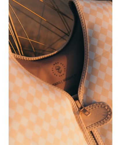 Mrs. Ertha Colete Flutuante Speckled Diamond