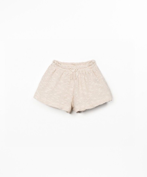 Calção com cinto elástico e laço decorativo